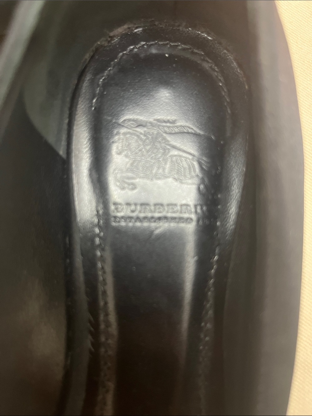 Burberry Black Satin Ballet Flats with Cross-Strap size 37 (US 7) - Picture 5 of 9